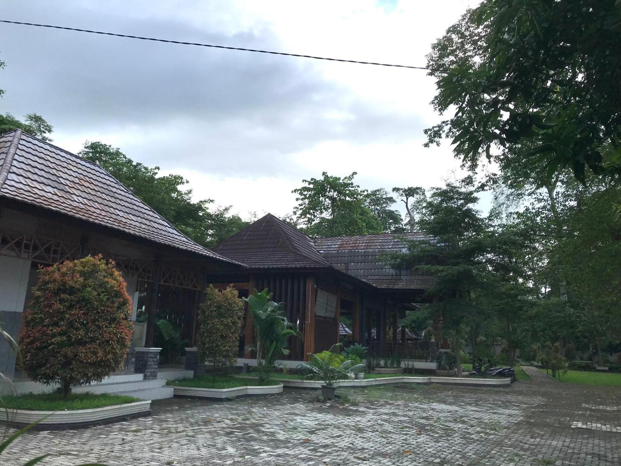 Pohon Purba Resort & Restaurant Labuhan Pandan Eksteriør bilde